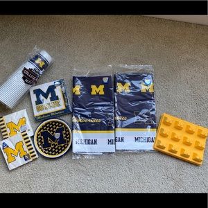 U of Michigan Party Tailgate Supplies